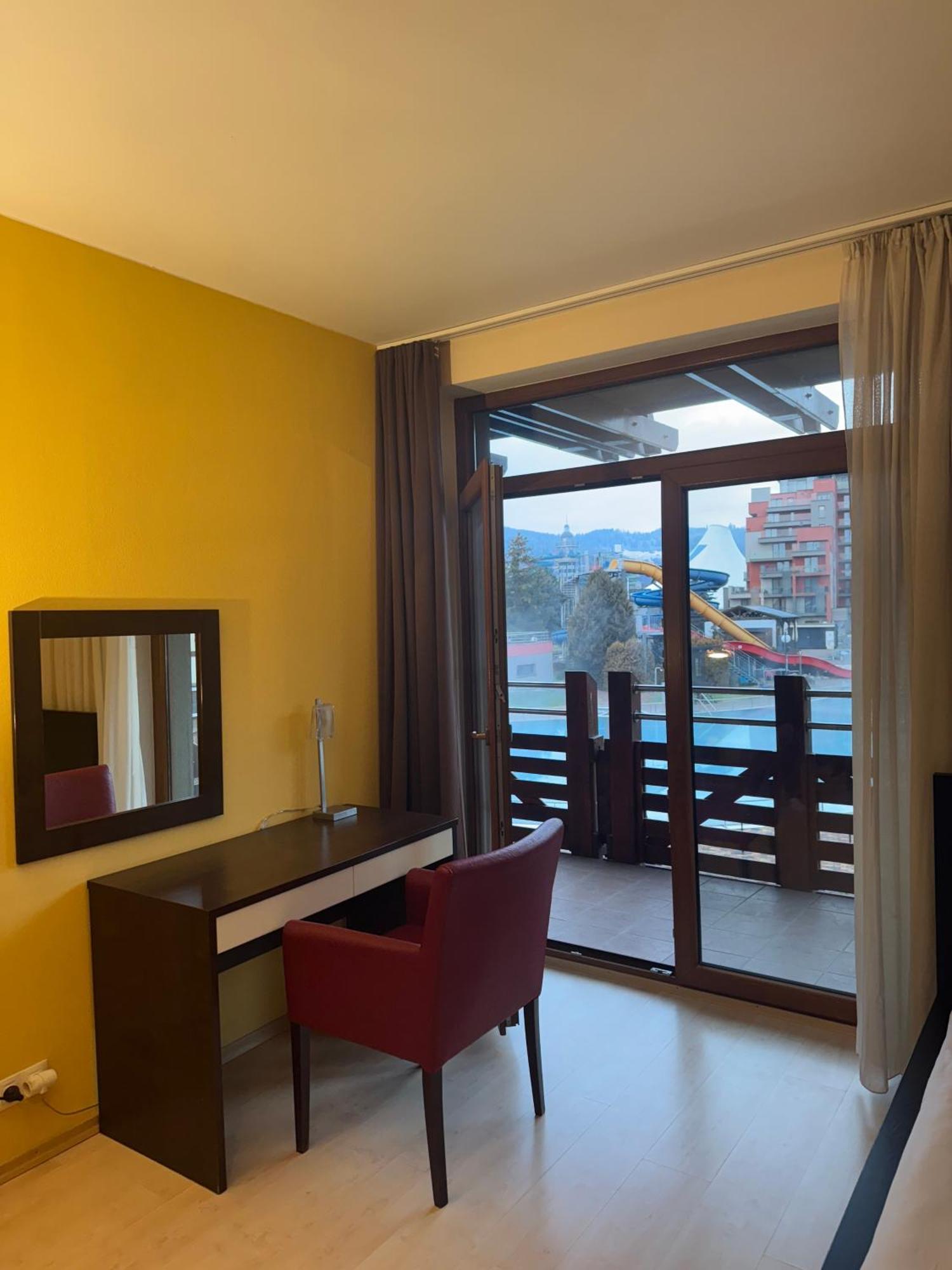 Apartman Paradise Besenova Ngoại thất bức ảnh